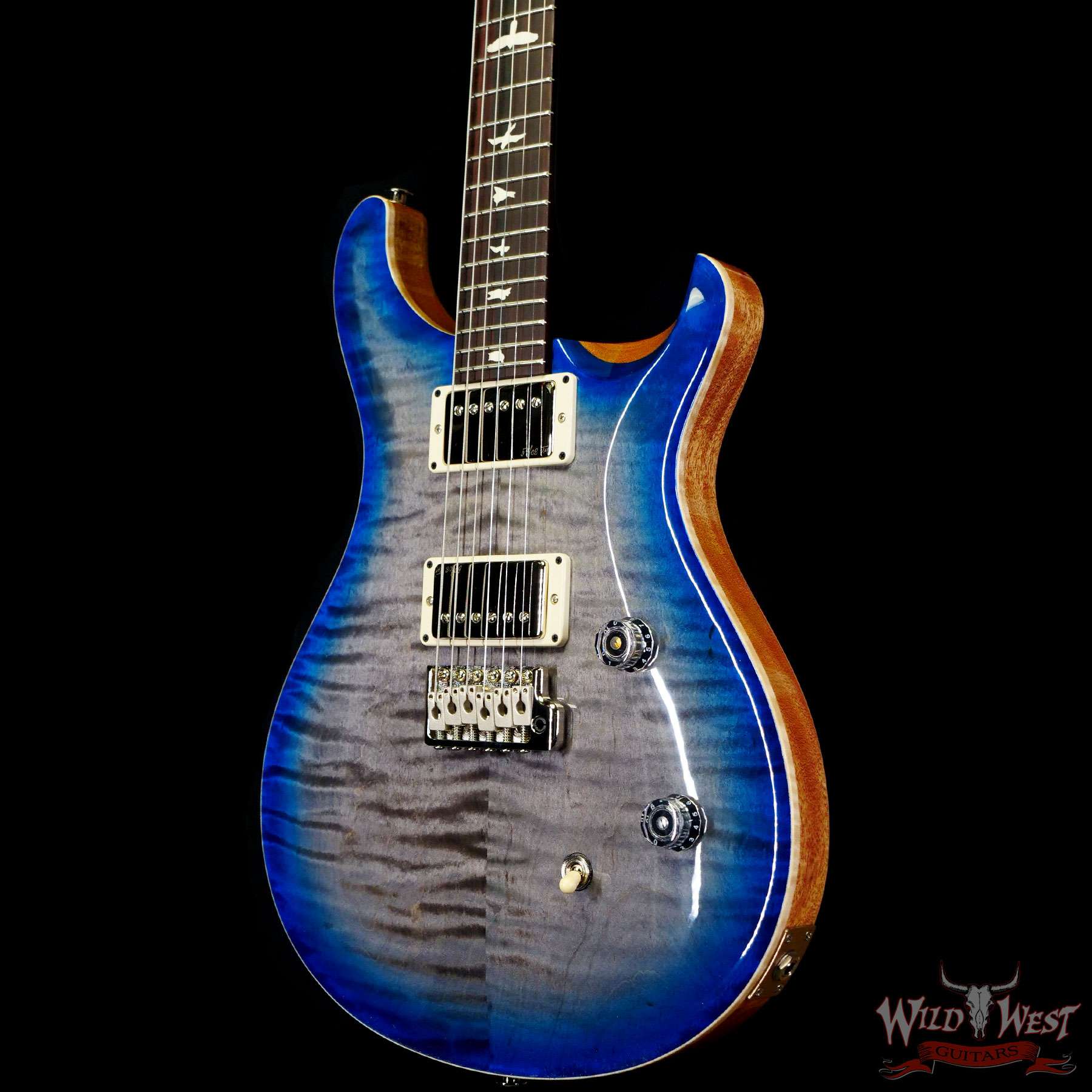 prs-wwgce24-blue-355697-br__wwg.jpg Paul Reed Smith PRS Wild West Guitars 2023 Special Run CE 24 Painted Black Neck 57/08 Pickups Faded Grey Black Blue Burst - Image 2