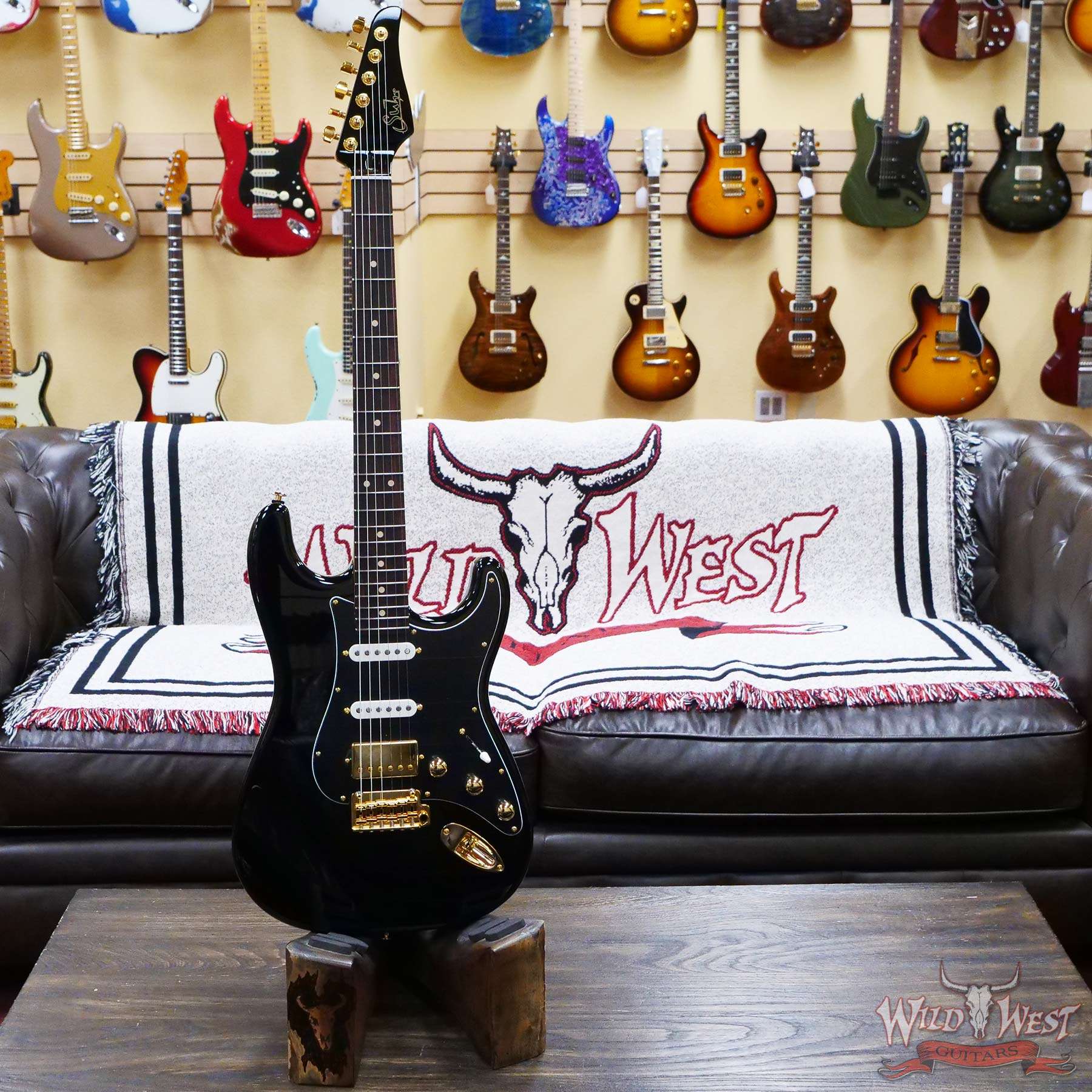 suhr-67170-d1__wwg.jpg Suhr Custom Classic S HSS Rosewood Fingerboard Matching Color Headstock Black - Image 5