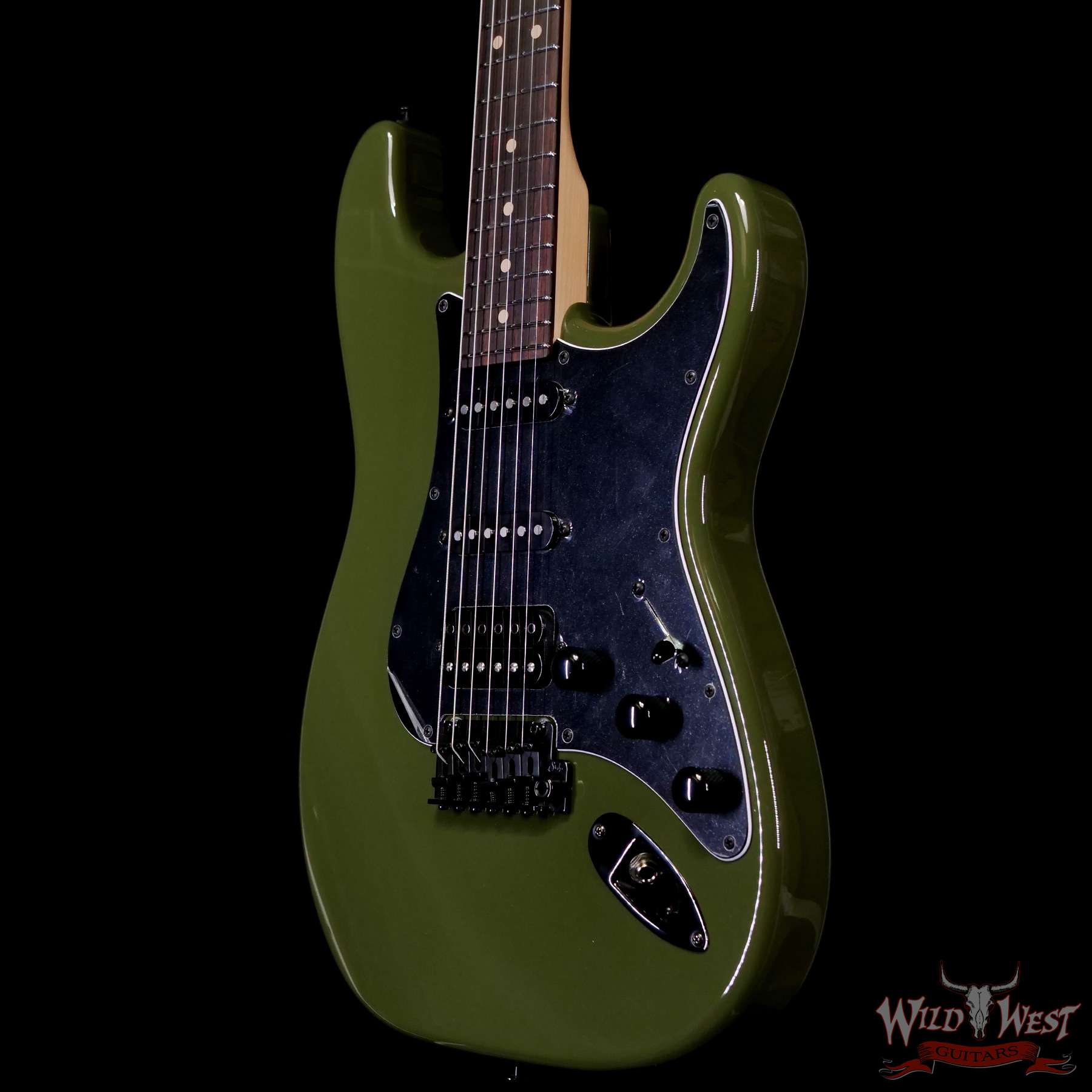 suhr-82918-br__wwg.jpg Suhr Custom Classic S HSS Rosewood Fingerboard Matching Color Headstock Dark Forest Green with Black Hardware SSCII System 8.15 LBS - Image 2