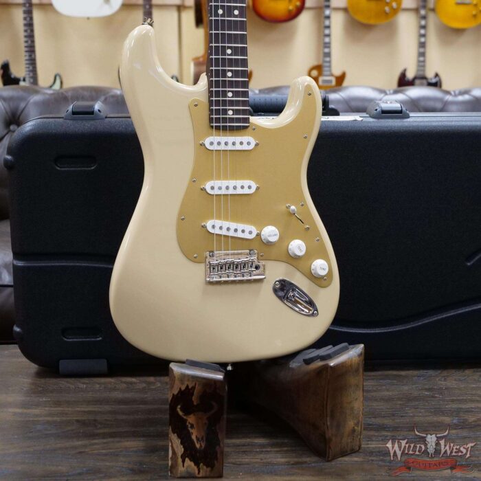 Fender USA Limited Edition American Professional Stratocaster Solid Rosewood Neck Desert Sand - Image 8