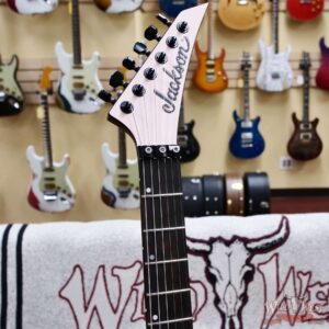 Jackson American Series Virtuoso Streaked Ebony Fingerboard Satin Shell Pink 7.80 lbs - Image 5