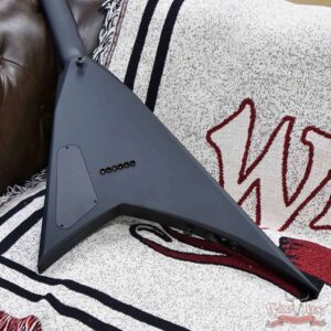 Jackson American Series Rhoads RR24 HT Hardtail Ebony Fingerboard Satin Black 7.10 lbs - Image 9