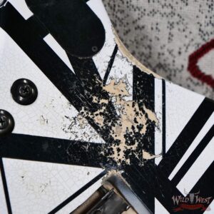 EVH Custom Shop USA Special Edition Wolfgang EVH Stripes White/Black Relic 8.50 lbs - Image 14