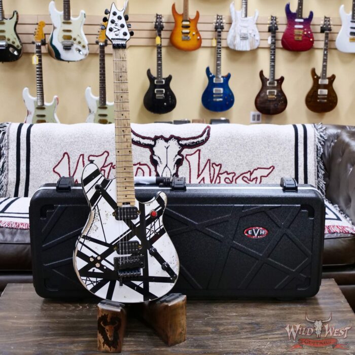 EVH Custom Shop USA Special Edition Wolfgang EVH Stripes White/Black Relic 7.60 lbs - Image 6