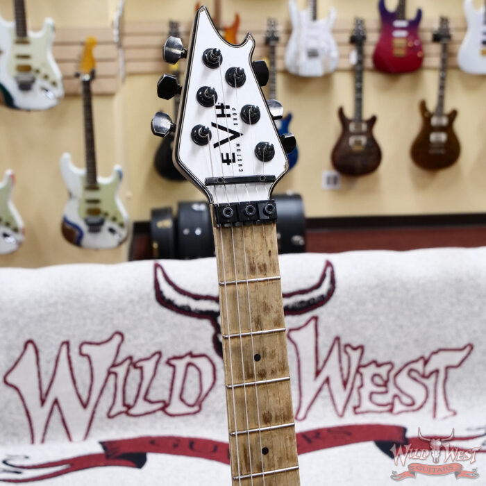 EVH Custom Shop USA Special Edition Wolfgang EVH Stripes White/Black Relic 7.60 lbs - Image 7