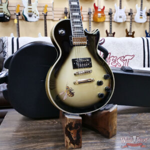 Epiphone Adam Jones Les Paul Custom Art Collection Mark Ryden’s “Queen Bee” Antique Silverburst 9.80 lbs - Image 6
