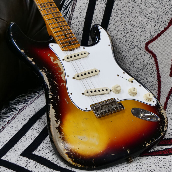Fender Custom Shop 2025 Dealer Event #160 1969 Stratocaster Maple Neck Heavy Relic Aged 3 Tone Sunburst 7.80 lbs - Image 10