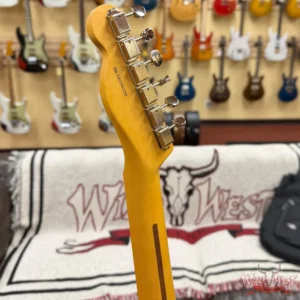 Fender American Professional Classic Hotshot Telecaster® Maple Fingerboard 3-Color Sunburst 7.20 lbs - Image 8