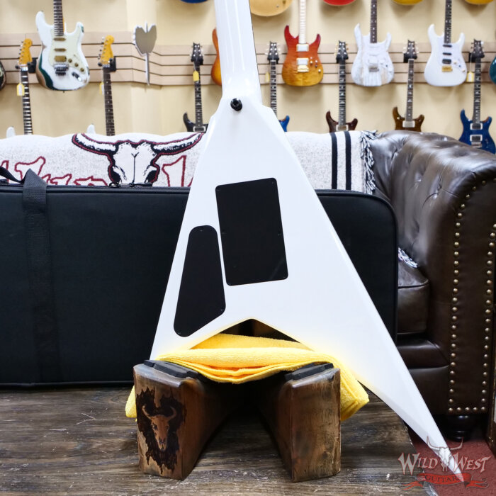 Jackson American Series Rhoads RR24 FR Floyd Rose Ebony Fingerboard Snow White 7.75 lbs - Image 10