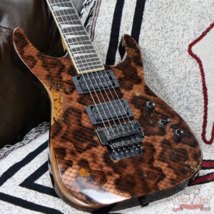 Jackson USA Custom Shop DK-2H FR Dinky Floyd Rose Relic Roasted Rattler 7.75 lbs - Image 8