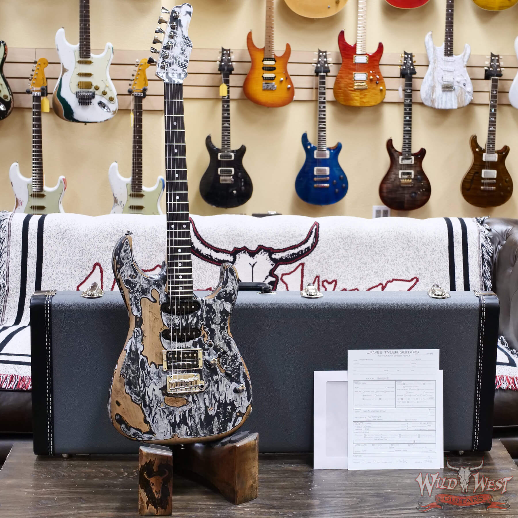 JamesTylerUSA-25641-D1 James Tyler USA Studio Elite HD Standard '64 Neck Heavy Thrashed (Aged) Black Shmear 7.00 lbs - Image 6