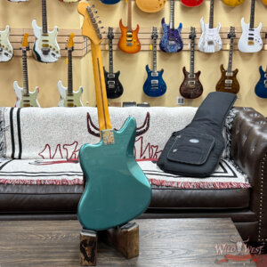 Fender American Professional Classic Jaguar Rosewood Fingerboard Faded Sherwood Green Metallic 8.60 lbs - Image 8