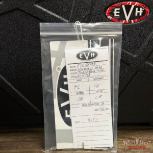 EVH Custom Shop USA Special Edition Wolfgang EVH Stripes White/Black Relic 8.05 lbs - Image 16