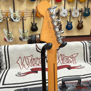 Fender American Ultra II Meteora Maple Fingerboard Avalanche 7.35 lbs - Image 8